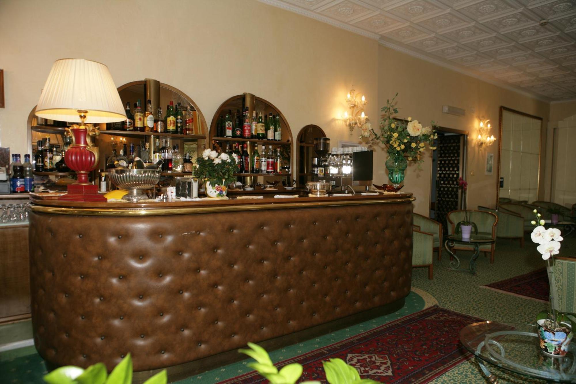 גראדו Hotel Diana מראה חיצוני תמונה